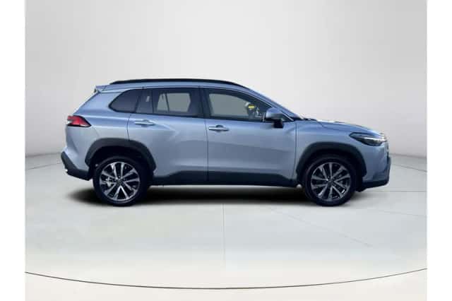 Toyota Corolla Cross (2025) thumbnail 6
