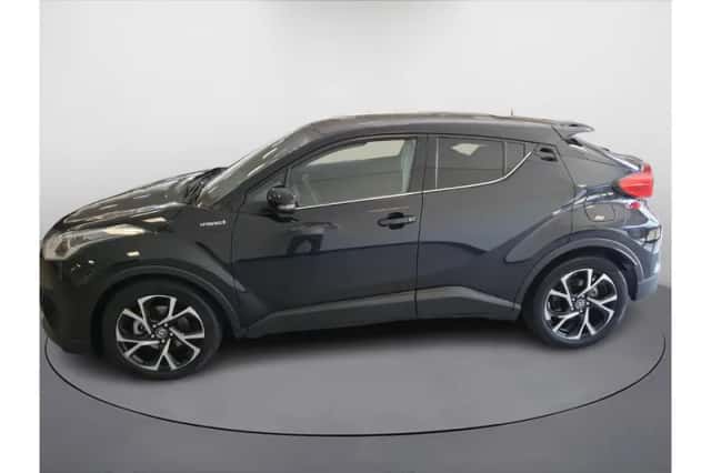 Toyota C-HR (2019) thumbnail 5