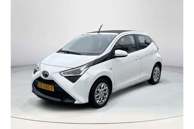 Toyota Aygo (2019) thumbnail 1