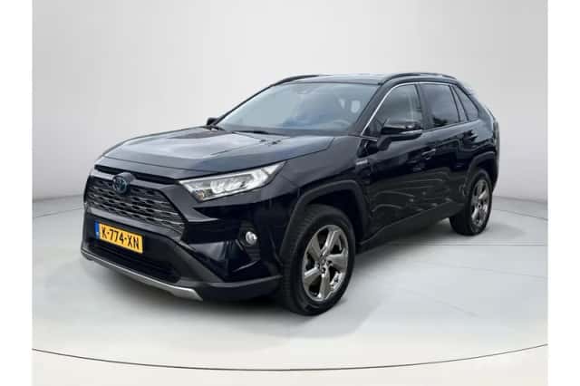 Toyota RAV4 (2021) thumbnail 1
