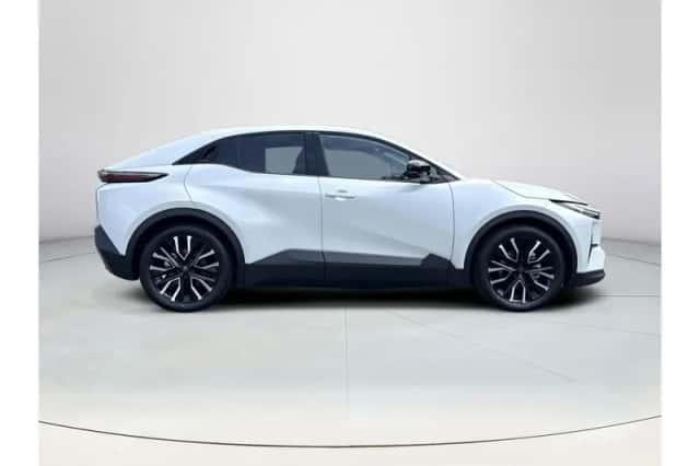 Toyota C-HR+ (2026) thumbnail 6