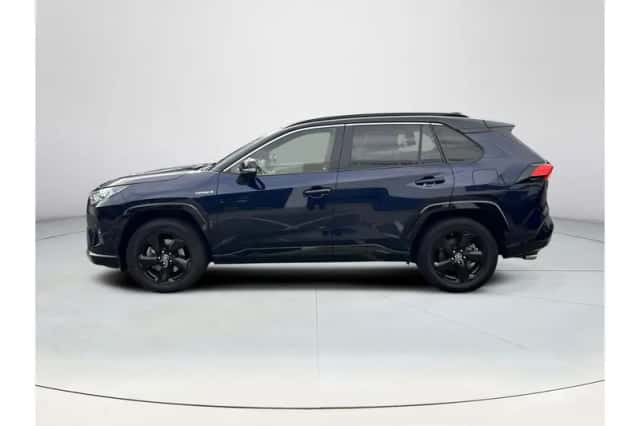 Toyota RAV4 (2020) thumbnail 2