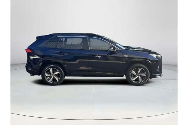 Toyota RAV4 (2023) thumbnail 6