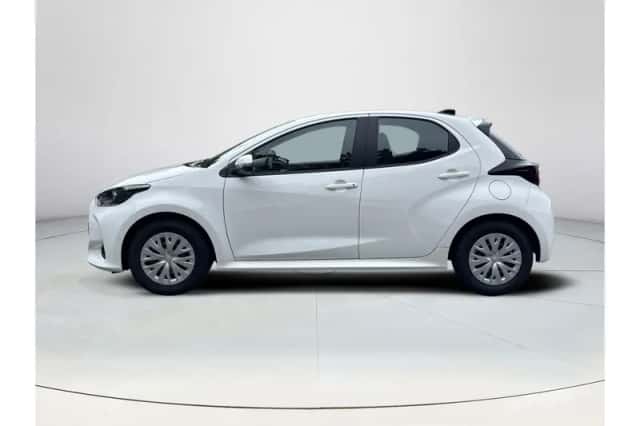 Toyota Yaris (2026) thumbnail 2