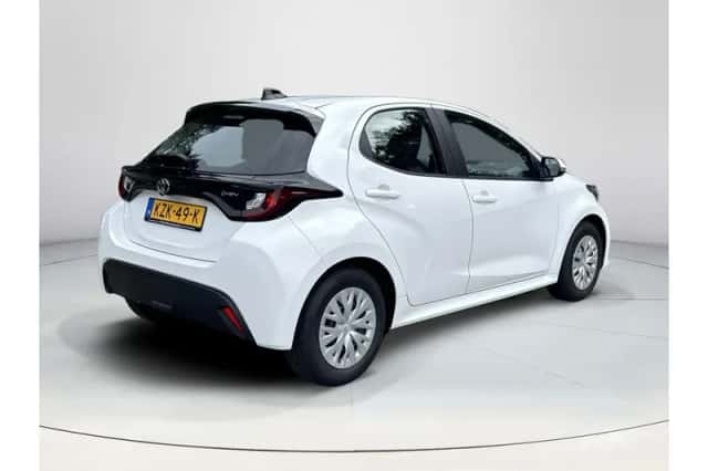 Toyota Yaris (2026) thumbnail 5