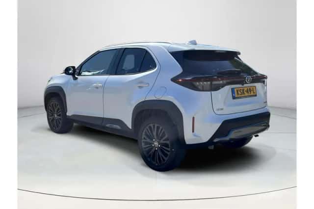 Toyota Yaris Cross (2022) thumbnail 3
