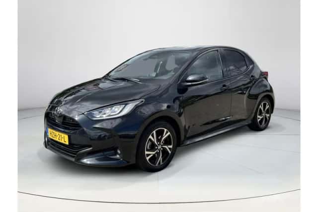 Toyota Yaris (2025) thumbnail 1