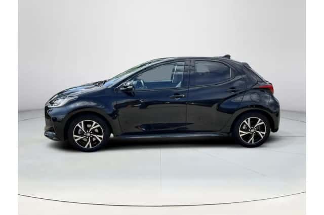 Toyota Yaris (2025) thumbnail 2