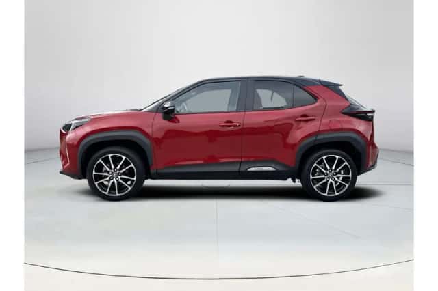 Toyota Yaris Cross (2023) thumbnail 2