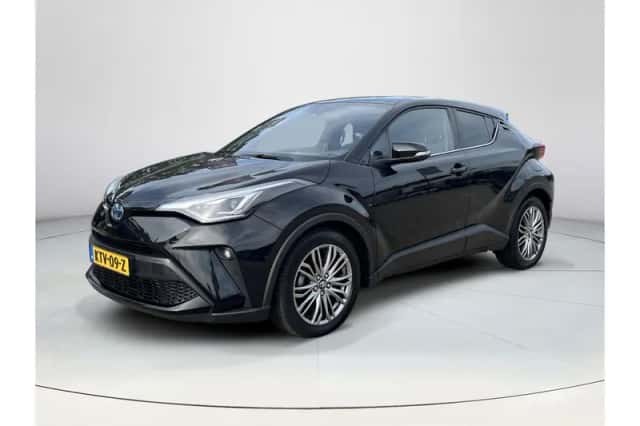 Toyota C-HR (2022) thumbnail 1