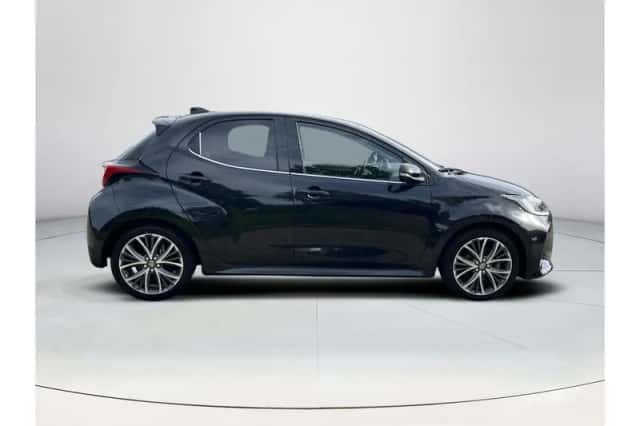 Toyota Yaris (2022) thumbnail 6