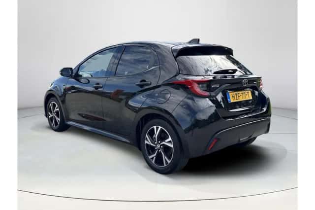 Toyota Yaris (2025) thumbnail 3