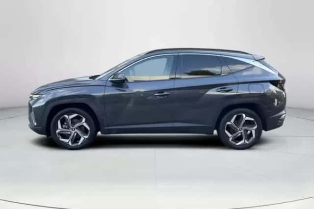 Hyundai Tucson (2021) thumbnail 2