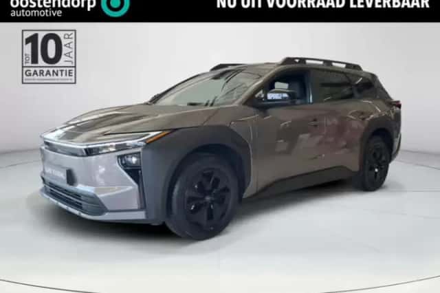 Toyota bZ4X (2026) thumbnail 1