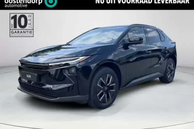 Toyota bZ4X (2026) thumbnail 1