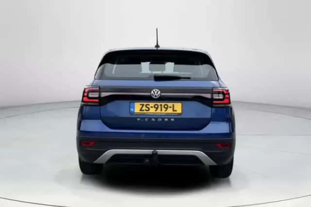 Volkswagen T-Cross (2019) thumbnail 4