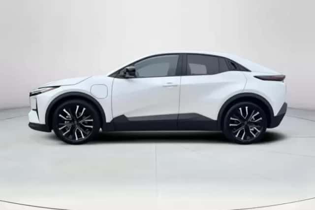 Toyota C-HR+ (2026) thumbnail 2