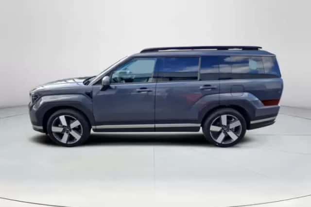 Hyundai Santa Fe (2026) thumbnail 2