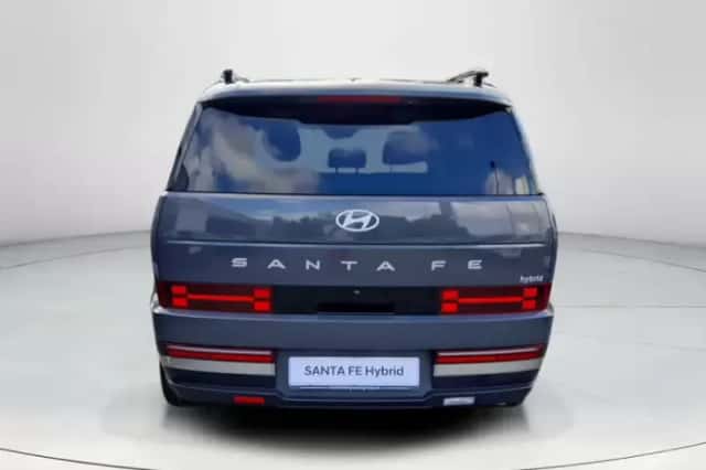 Hyundai Santa Fe (2026) thumbnail 4