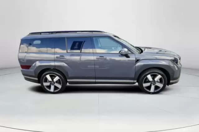 Hyundai Santa Fe (2026) thumbnail 6