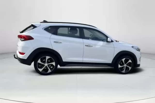 Hyundai Tucson (2016) thumbnail 6
