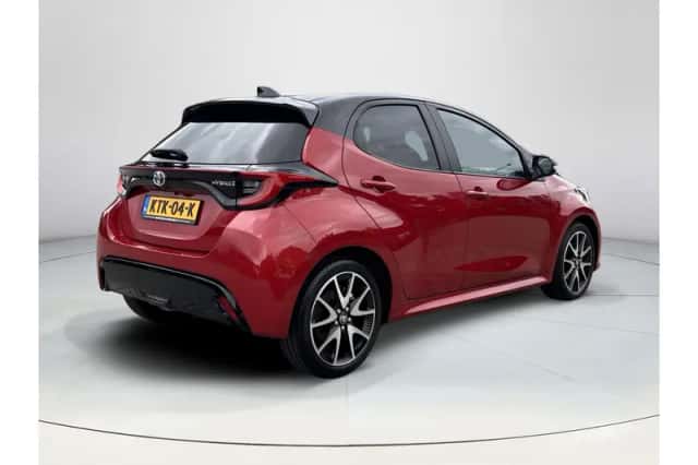 Toyota Yaris (2022) thumbnail 5