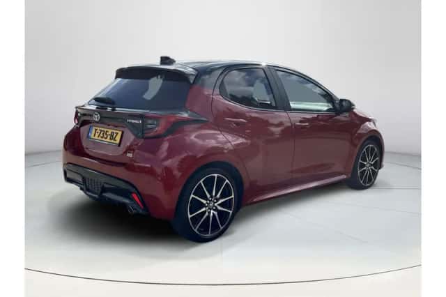 Toyota Yaris (2023) thumbnail 5
