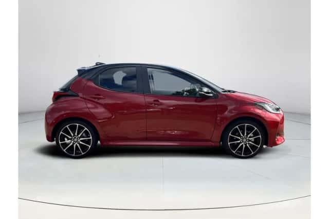 Toyota Yaris (2023) thumbnail 6