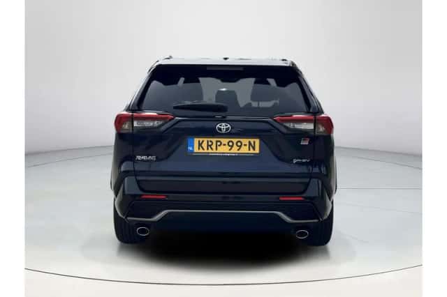 Toyota RAV4 (2025) thumbnail 4