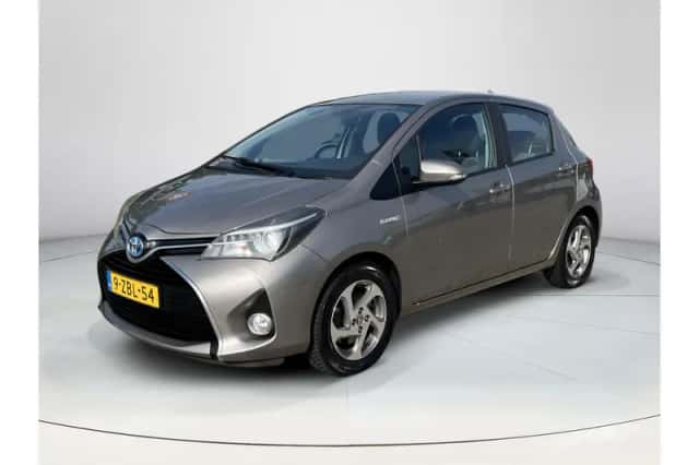 Toyota Yaris (2014) thumbnail 1