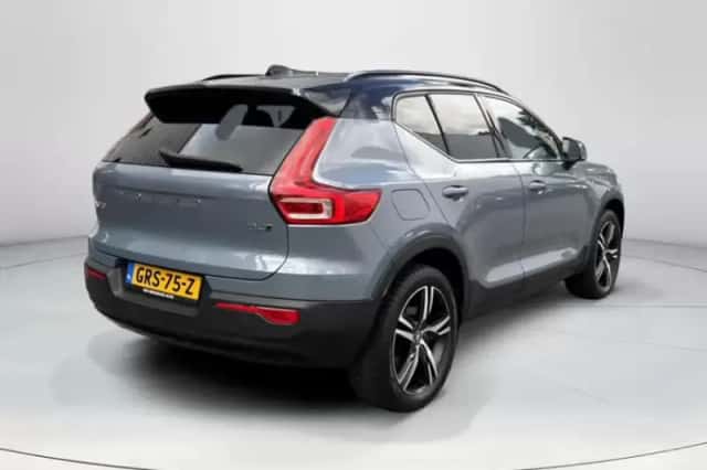 Volvo XC40 (2021) thumbnail 5
