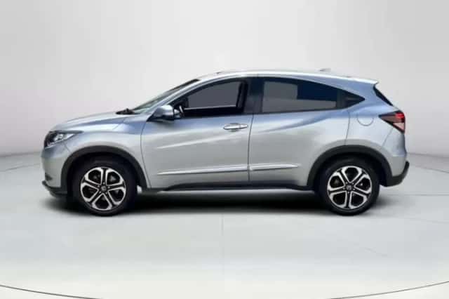 Honda HR-V (2017) thumbnail 2