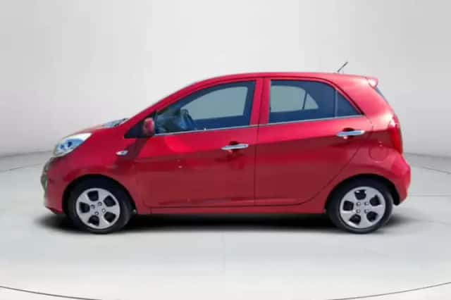 Kia Picanto (2015) thumbnail 2