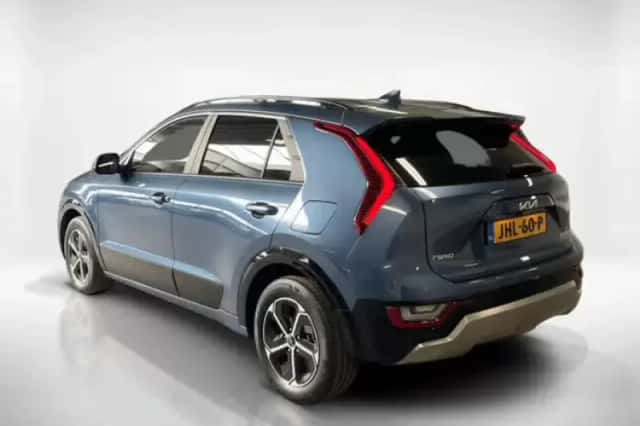 Kia Niro (2025) thumbnail 3