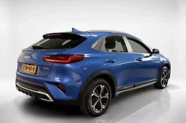 Kia XCeed (2023) thumbnail 5