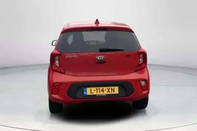 Kia Picanto (2021) thumbnail 4