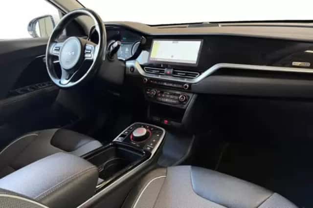 Kia Niro EV (2022) thumbnail 3