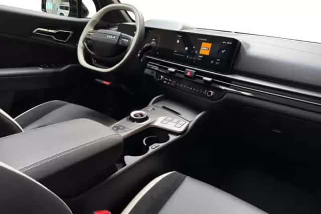 Kia Sportage (2026) thumbnail 3