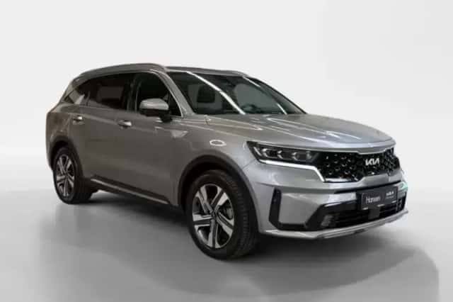 Kia Sorento (2022) thumbnail 4