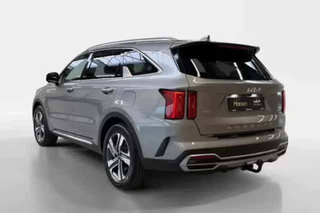 Kia Sorento (2022) thumbnail 5