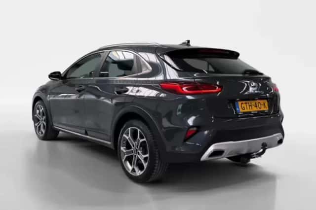 Kia XCeed (2021) thumbnail 5