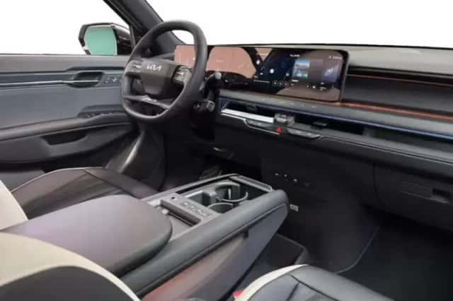 Kia EV9 (2026) thumbnail 3