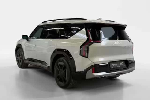 Kia EV9 (2026) thumbnail 5
