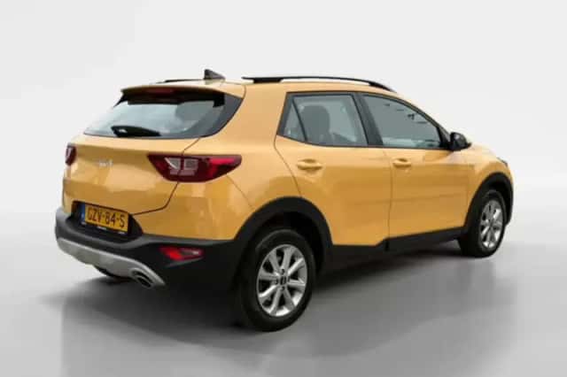 Kia Stonic (2025) thumbnail 2