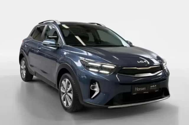 Kia Stonic (2024) thumbnail 4