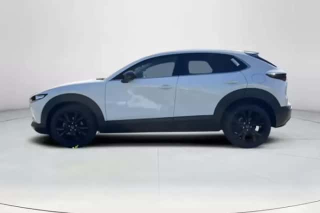 Mazda CX-30 (2026) thumbnail 2