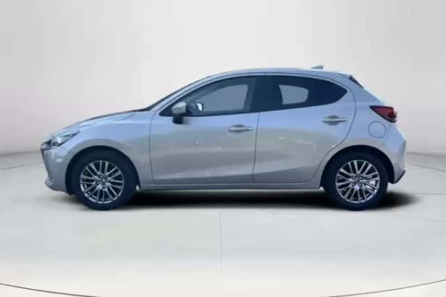 Mazda 2 (2022) thumbnail 3