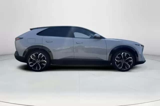 Mazda CX-6e (2026) thumbnail 6
