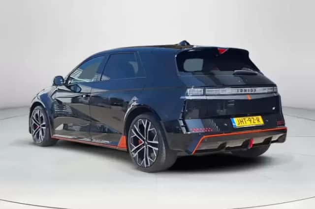 Hyundai Ioniq 5 (2025) thumbnail 3