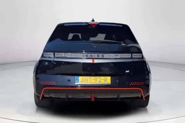 Hyundai Ioniq 5 (2025) thumbnail 4